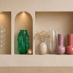 Vases in plantaflora